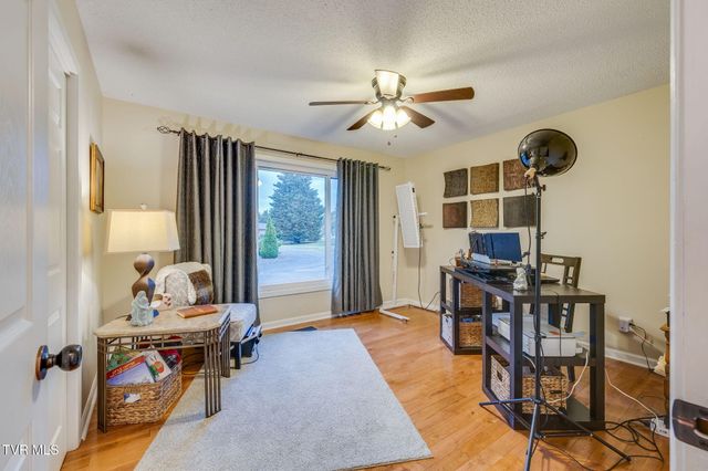 497 Canterbury Drive, Blountville, TN 37617