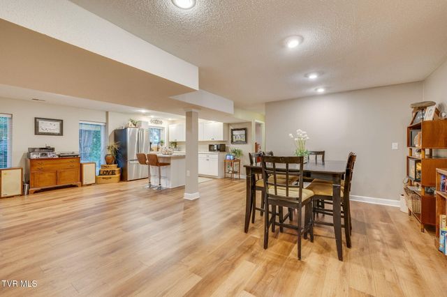 497 Canterbury Drive, Blountville, TN 37617