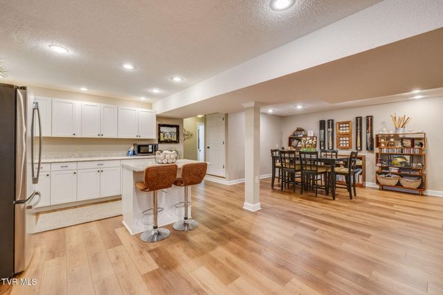 497 Canterbury Drive, Blountville, TN 37617