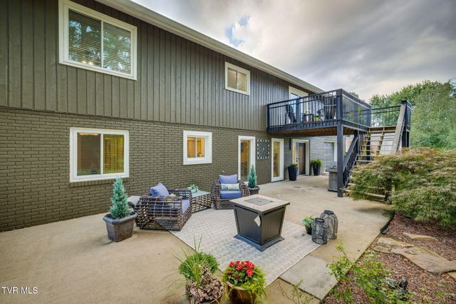 497 Canterbury Drive, Blountville, TN 37617
