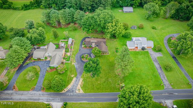 497 Canterbury Drive, Blountville, TN 37617