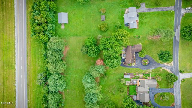 497 Canterbury Drive, Blountville, TN 37617