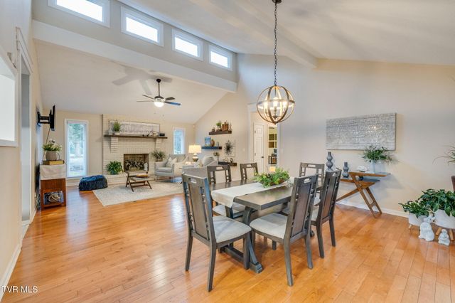 497 Canterbury Drive, Blountville, TN 37617