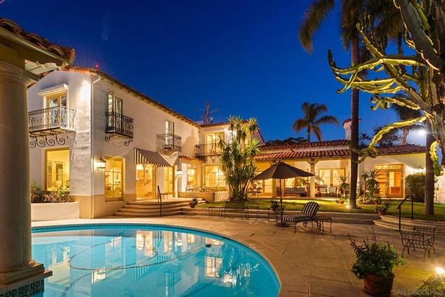 6692 La Jolla Scenic Dr S, La Jolla, CA 92037