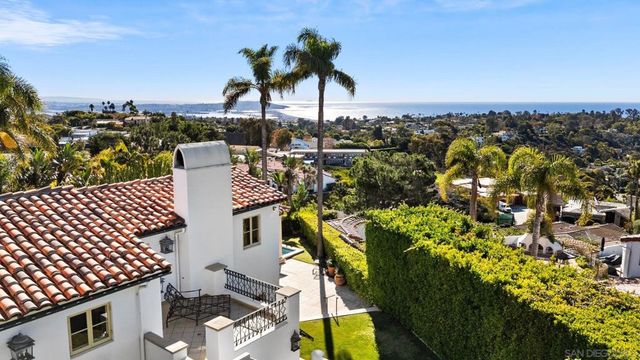 6692 La Jolla Scenic Dr S, La Jolla, CA 92037