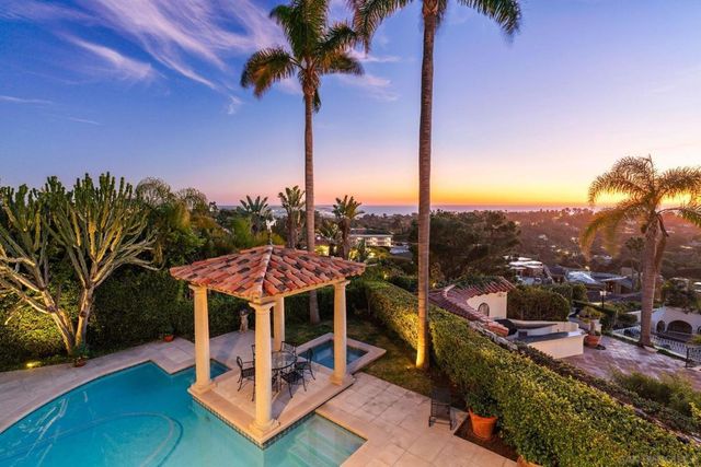 6692 La Jolla Scenic Dr S, La Jolla, CA 92037