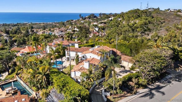 6692 La Jolla Scenic Dr S, La Jolla, CA 92037