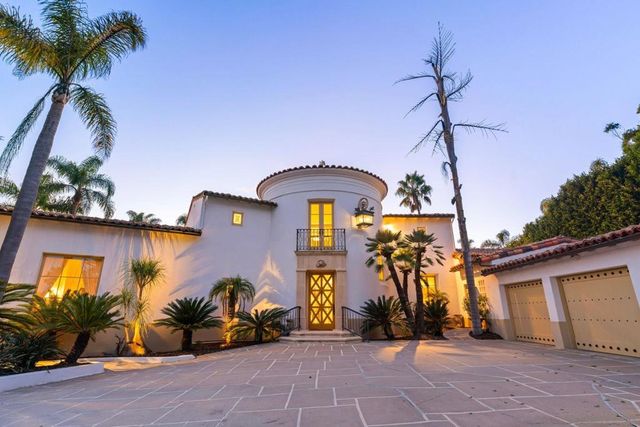 6692 La Jolla Scenic Dr S, La Jolla, CA 92037