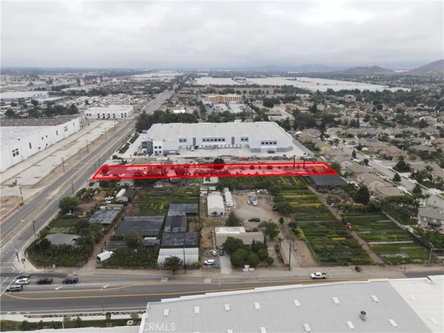 16569 Slover, Fontana, CA 92337