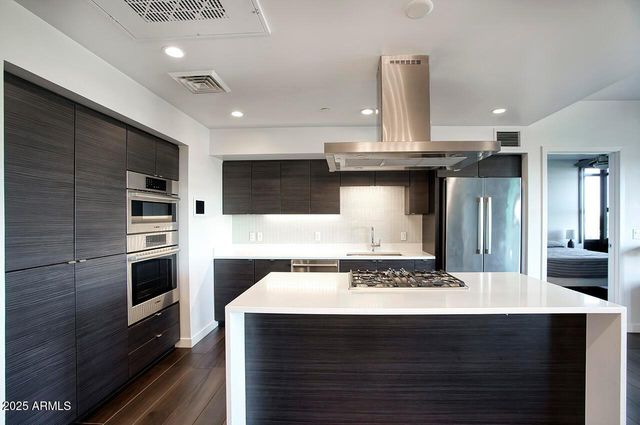 200 W Portland Street Unit 820, Phoenix, AZ 85003