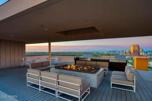 200 W Portland Street Unit 820, Phoenix, AZ 85003