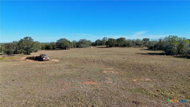 7180 CR 283, Harwood, TX 78632