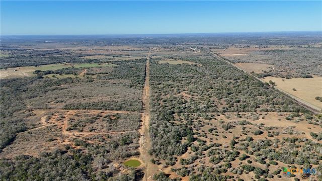 7180 CR 283, Harwood, TX 78632