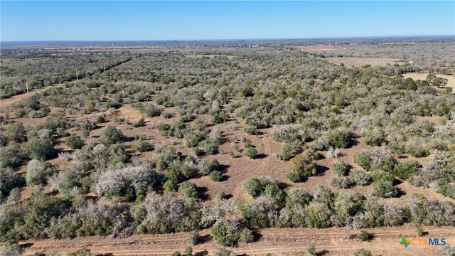 7180 CR 283, Harwood, TX 78632