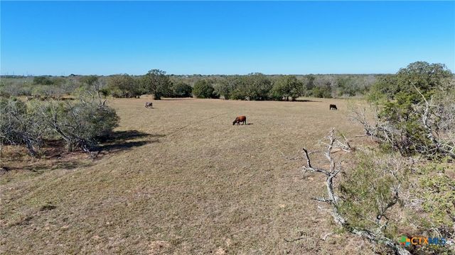 7180 CR 283, Harwood, TX 78632