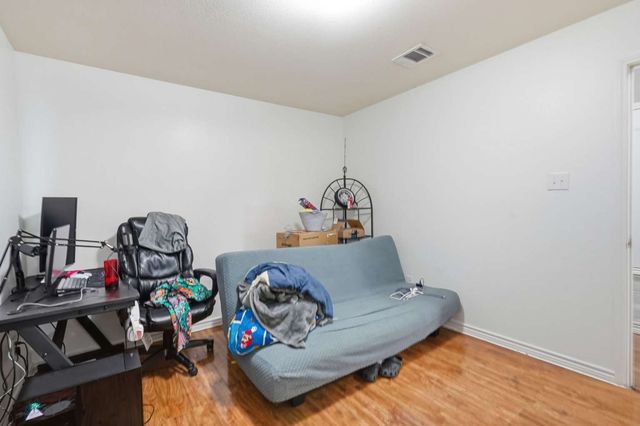 1735 Mcbroom Street, Dallas, TX 75212