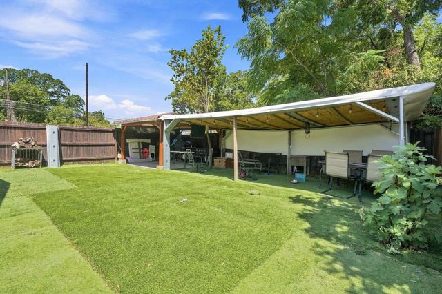 1735 Mcbroom Street, Dallas, TX 75212