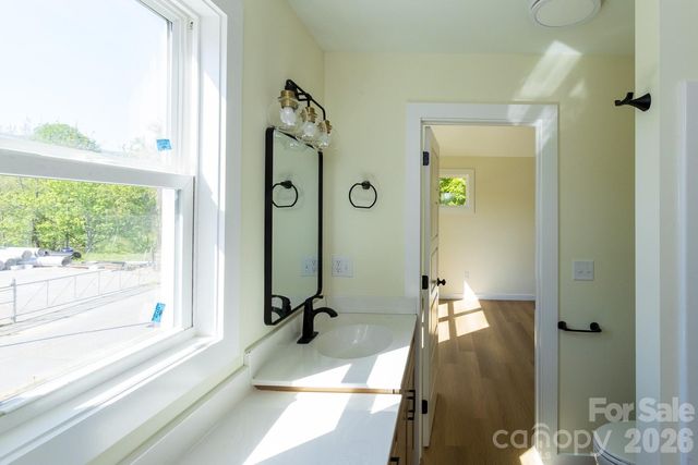 39 Terry Estates Drive, Black Mountain, NC 28711