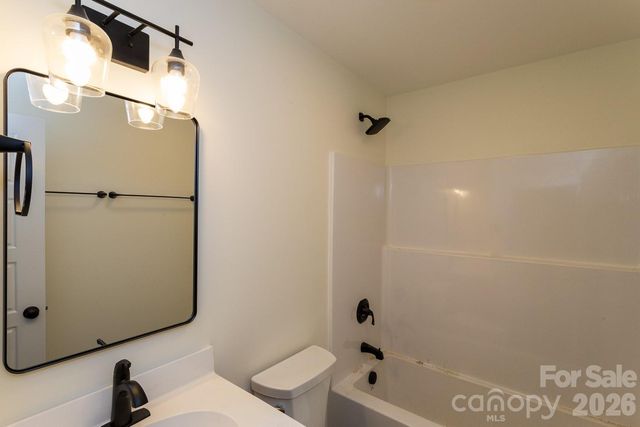 39 Terry Estates Drive, Black Mountain, NC 28711