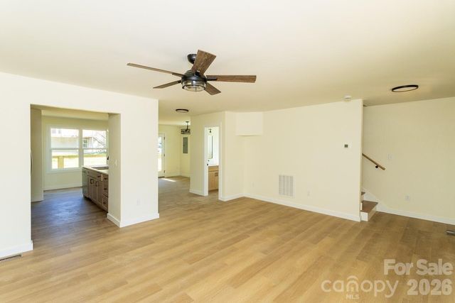 39 Terry Estates Drive, Black Mountain, NC 28711