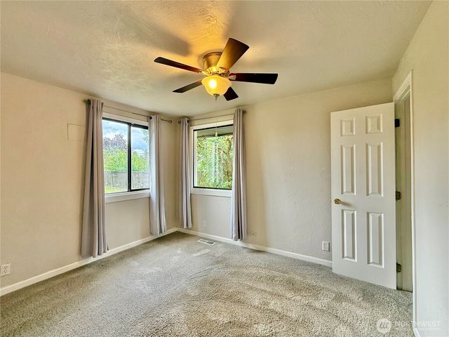 6724 S Bell Street, Tacoma, WA 98408