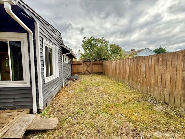 6724 S Bell Street, Tacoma, WA 98408