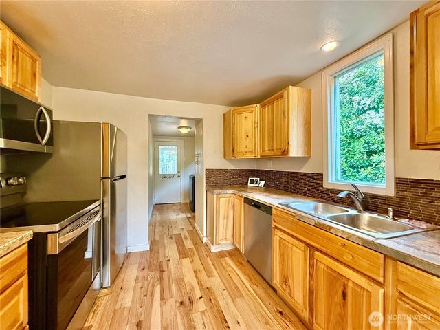 6724 S Bell Street, Tacoma, WA 98408
