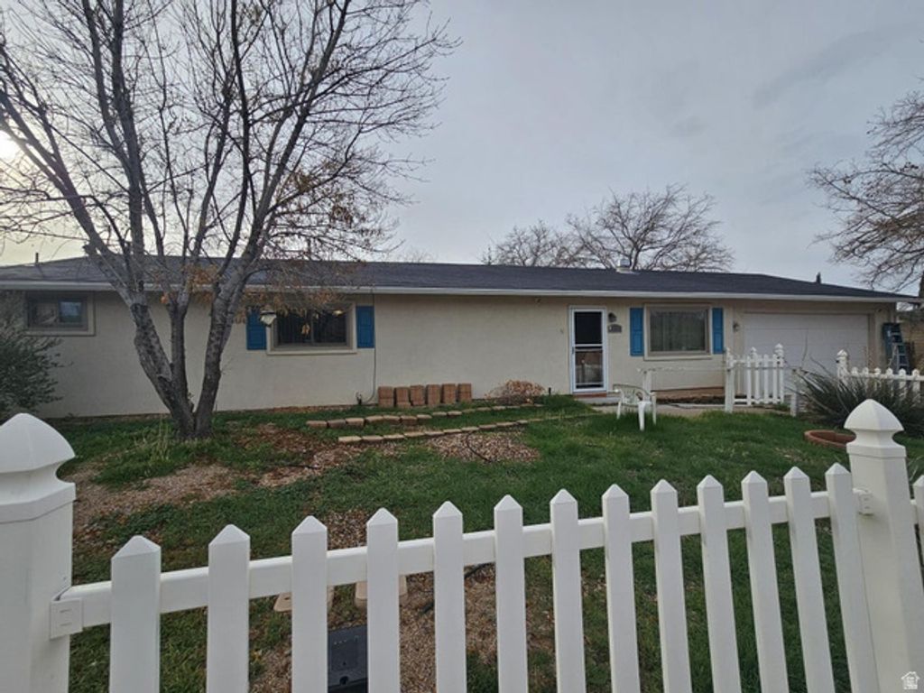 1989 W 1800 N, St. George, UT 84770