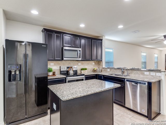 12029 Silver Lining, San Antonio, TX 78254