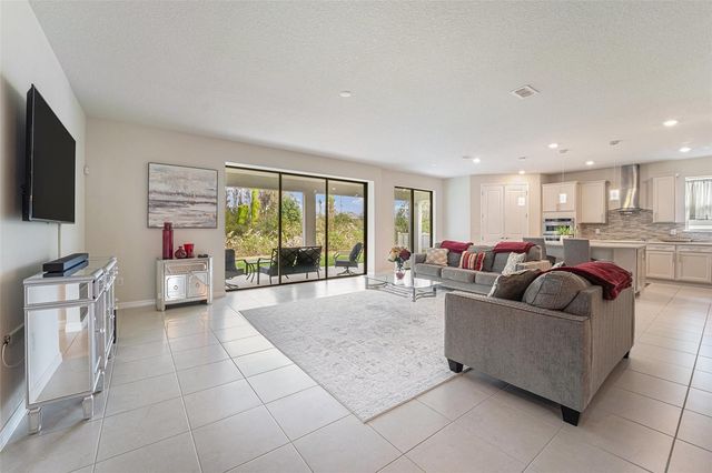 19206 BRIARBROOK DRIVE, Tampa, FL 33647