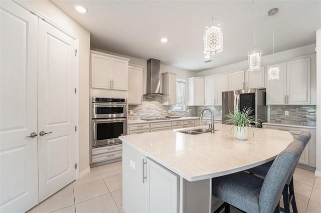 19206 BRIARBROOK DRIVE, Tampa, FL 33647