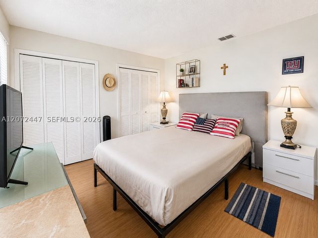 2001 SW 87th Ave, North Lauderdale, FL 33068