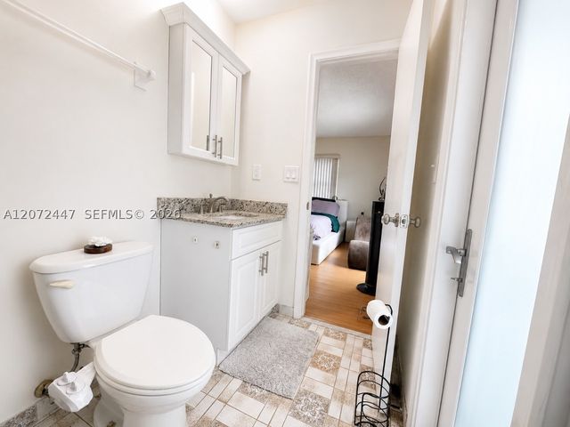 2001 SW 87th Ave, North Lauderdale, FL 33068