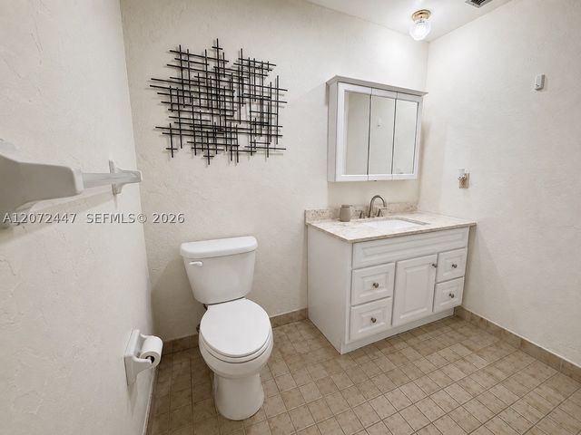 2001 SW 87th Ave, North Lauderdale, FL 33068