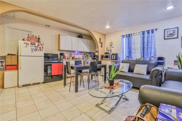 1709 E Luray Street, Long Beach, CA 90807