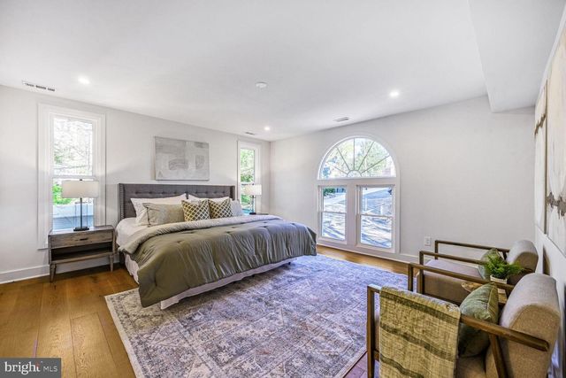 5310 14TH ST NW, Washington, DC 20011