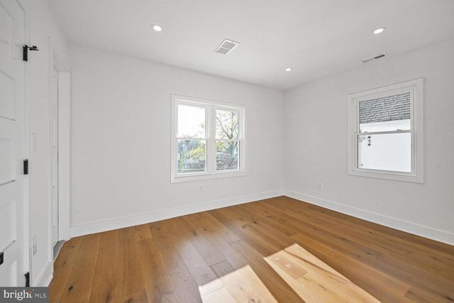 5310 14TH ST NW, Washington, DC 20011