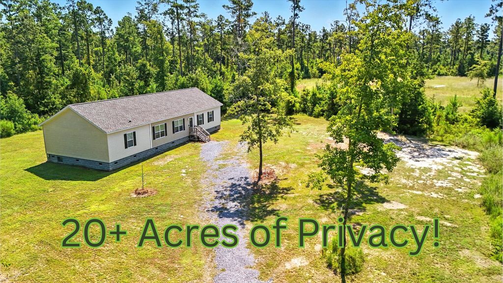 1776 Calamus Pond Road, Summerville, SC 29486