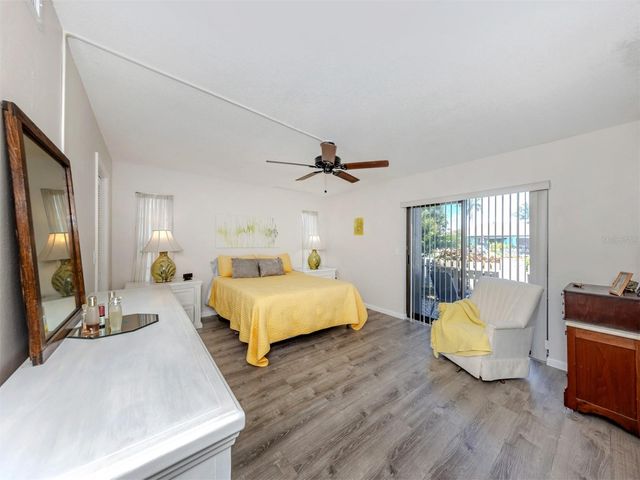 1712 LAKESIDE DRIVE 1712-B, Venice, FL 34293