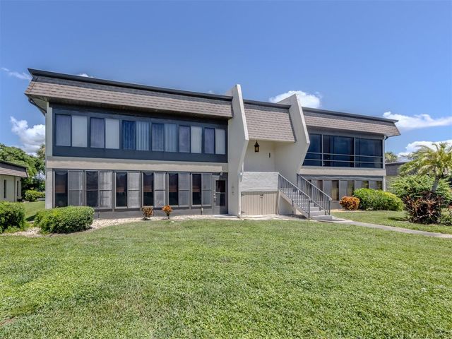 1712 LAKESIDE DRIVE 1712-B, Venice, FL 34293