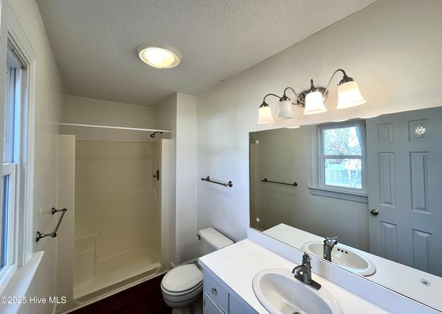 3003 Kings Mill Walk N, Wilson, NC 27896