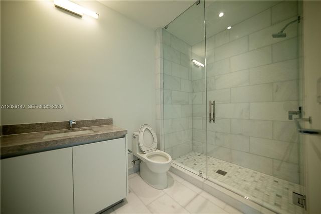 175 SE 25th Road 702, Miami, FL 33129