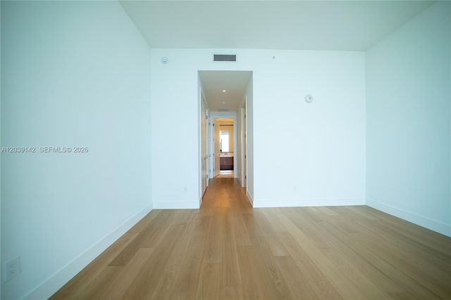 175 SE 25th Road 702, Miami, FL 33129