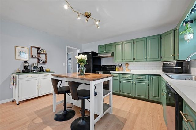 3537 N Walrond Avenue, Kansas City, MO 64117