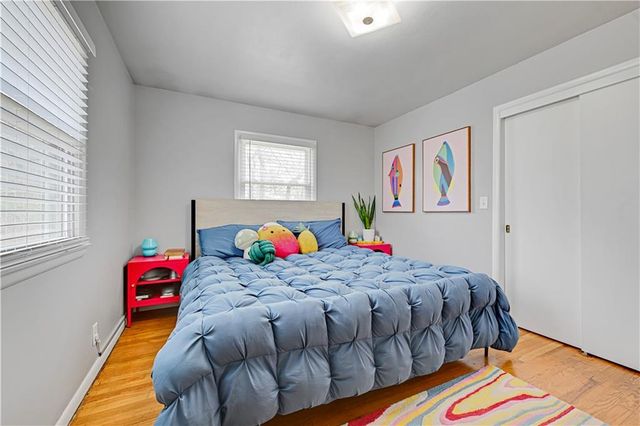 3537 N Walrond Avenue, Kansas City, MO 64117