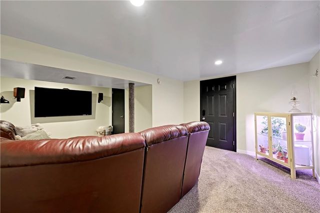 3537 N Walrond Avenue, Kansas City, MO 64117