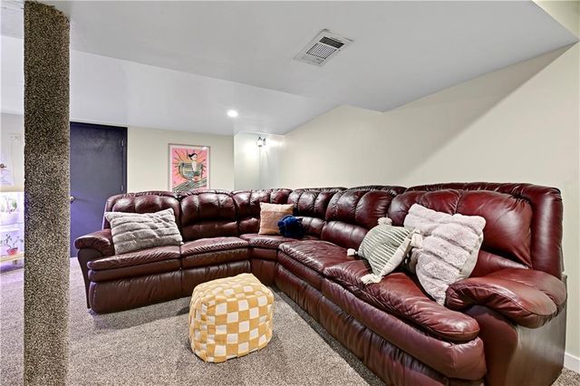 3537 N Walrond Avenue, Kansas City, MO 64117