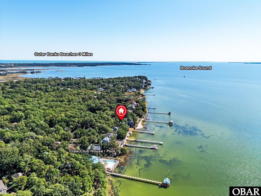 Image 11 of property listing at 154 Baycliff Trail, Kill Devil Hills, NC 27948
