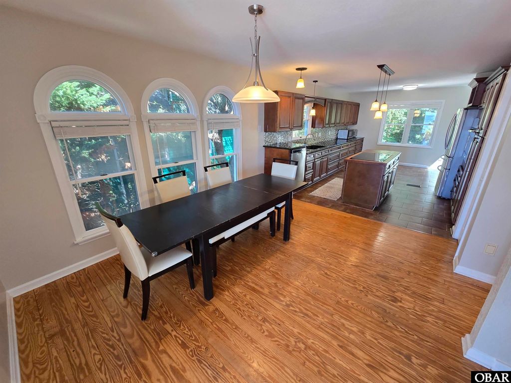 Image 25 of property listing at 154 Baycliff Trail, Kill Devil Hills, NC 27948