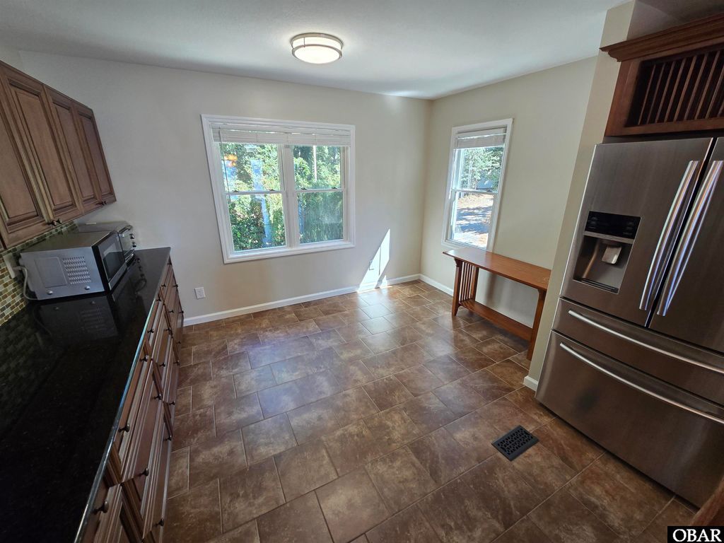 Image 27 of property listing at 154 Baycliff Trail, Kill Devil Hills, NC 27948